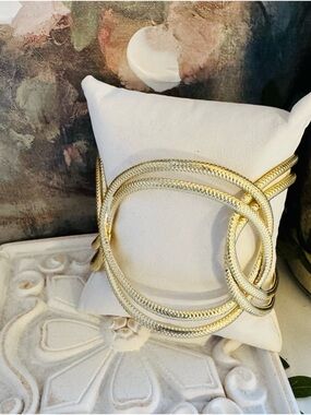 Fashion Gold Tone Textured Hinge Bracelet